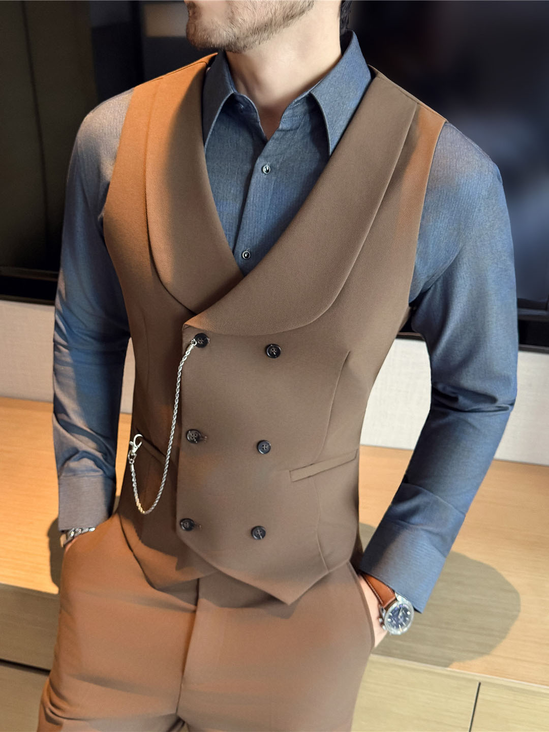Gilet Homme à Col Châle – Double Boutonnage Élégant