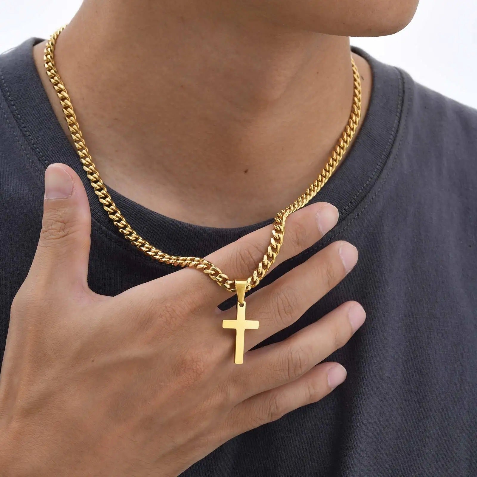 ✝️ Collier Croix en Acier Inoxydable – Style Européen & Américain