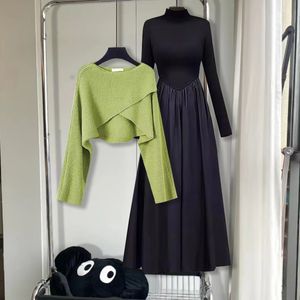 Pull Court Tricoté – Style Chaleureux et Tendance pour l’Hiver